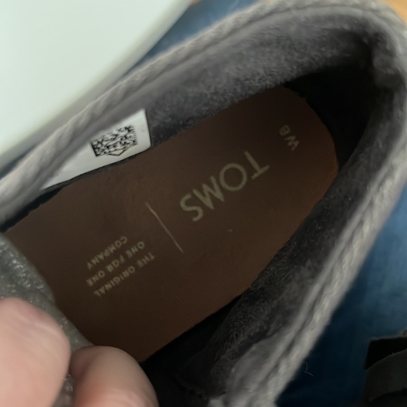 Toms grey suede ankle boots size 8 - Picture 6 of 12